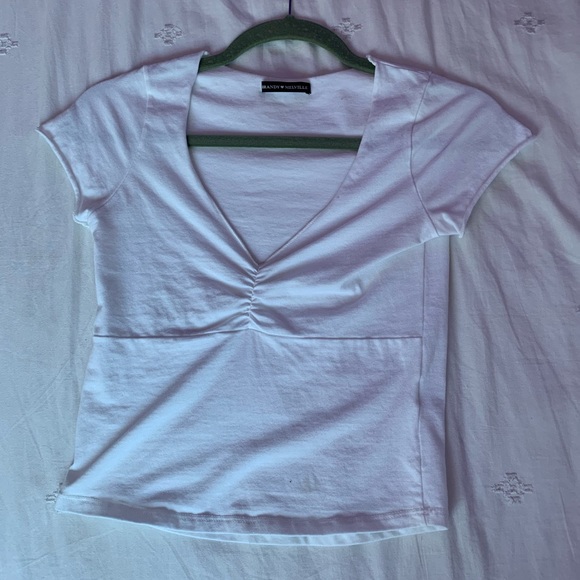 Brandy Melville Tops - brandy melville tee